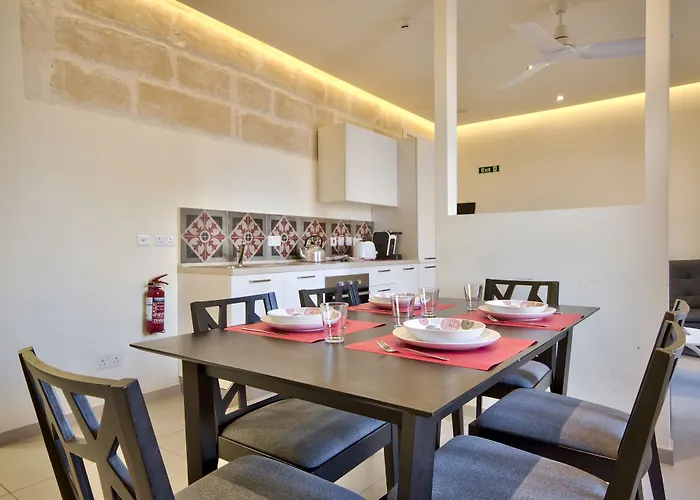 דירה Vallettastay Classic (adults Only)